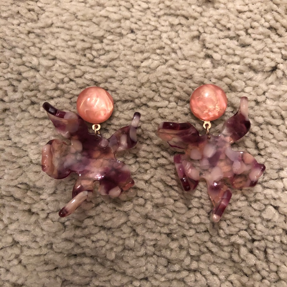 Acrylic Flower Earrings Lele lookalikes!
